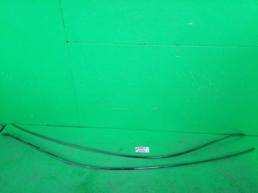 Молдинг на крышу NISSAN FUGA KNY51 (б/у)