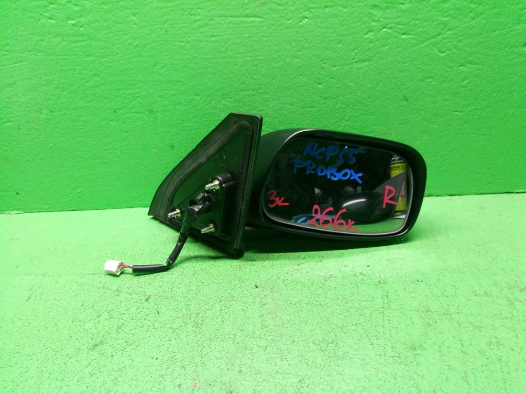 Зеркало TOYOTA PROBOX NCP55 правое (б/у)