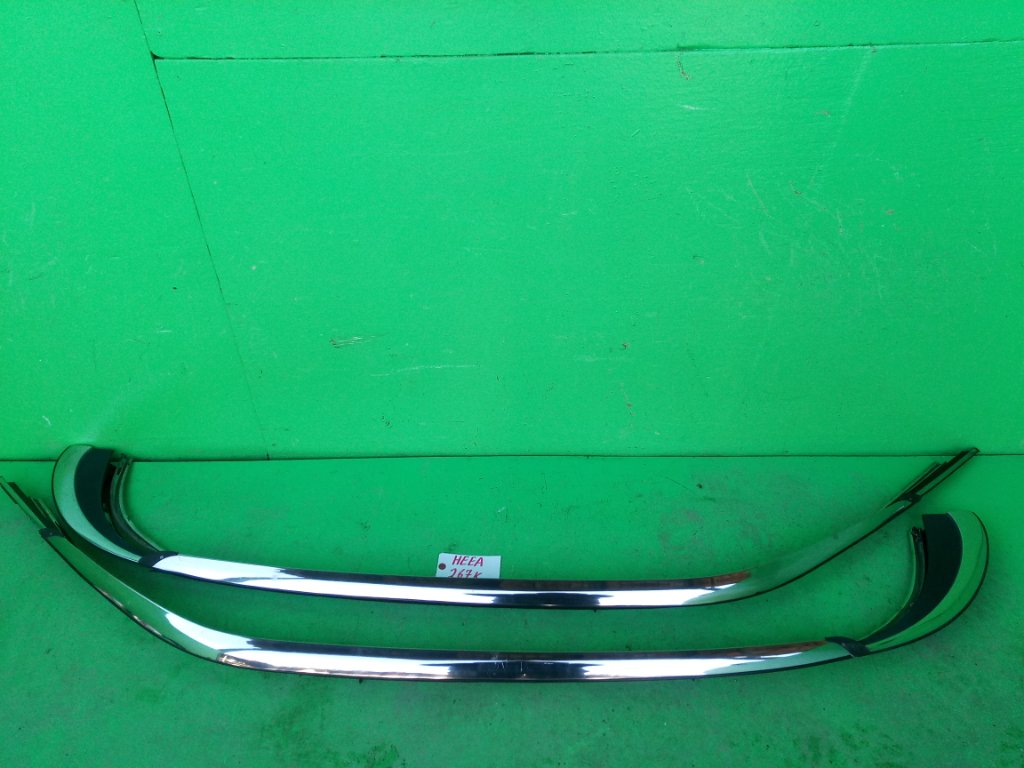 Ветровик MAZDA SENTIA HEEA (б/у)