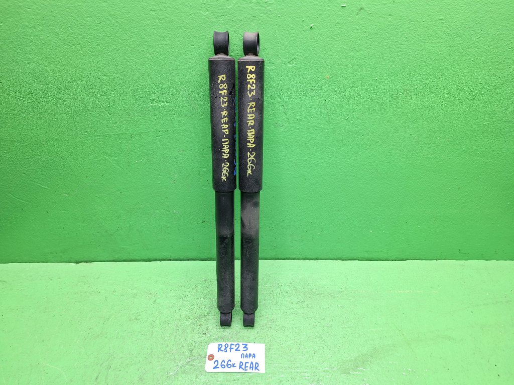 Амортизатор NISSAN ATLAS R8F23 задний (б/у)