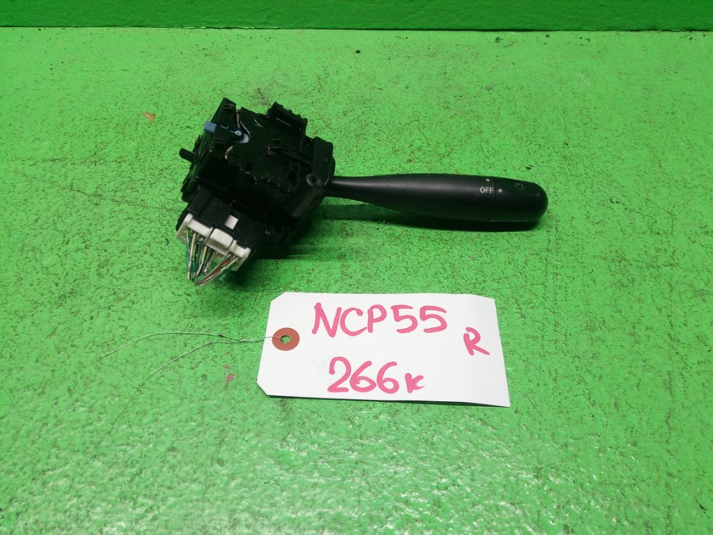 Гитара TOYOTA PROBOX NCP55 правая (б/у)