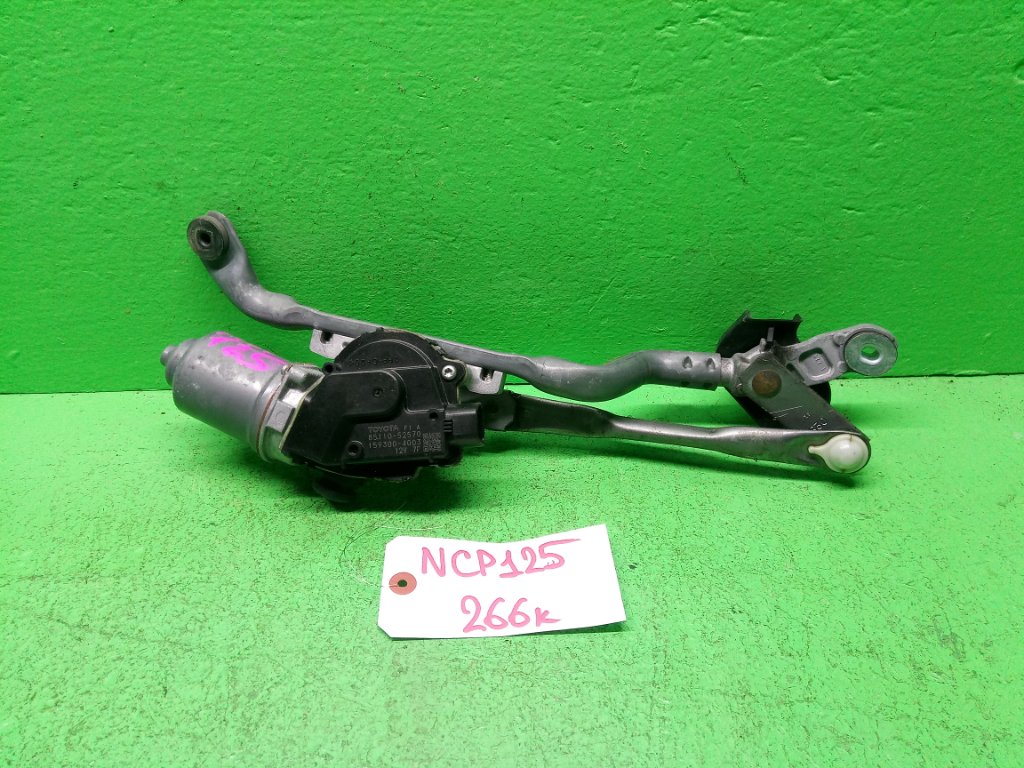 Мотор дворников SUBARU TREZIA NCP125 передний (б/у)