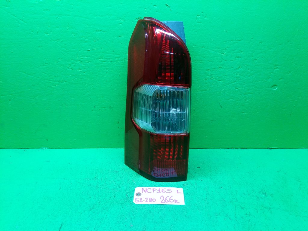 Стоп-сигнал TOYOTA PROBOX NCP165 левый (б/у)