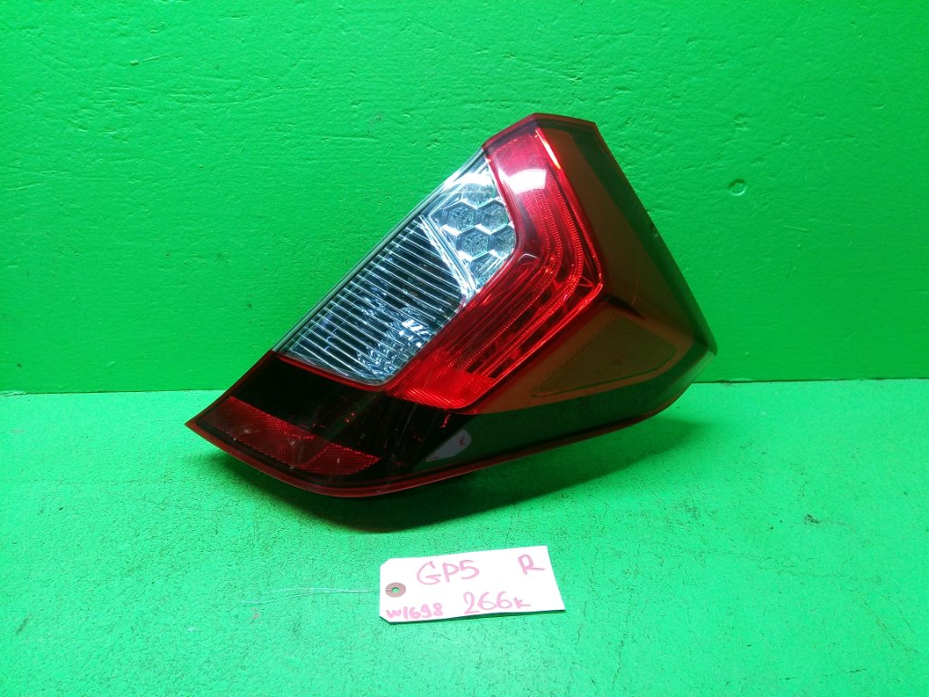 Стоп-сигнал HONDA FIT GP5 правый (б/у)