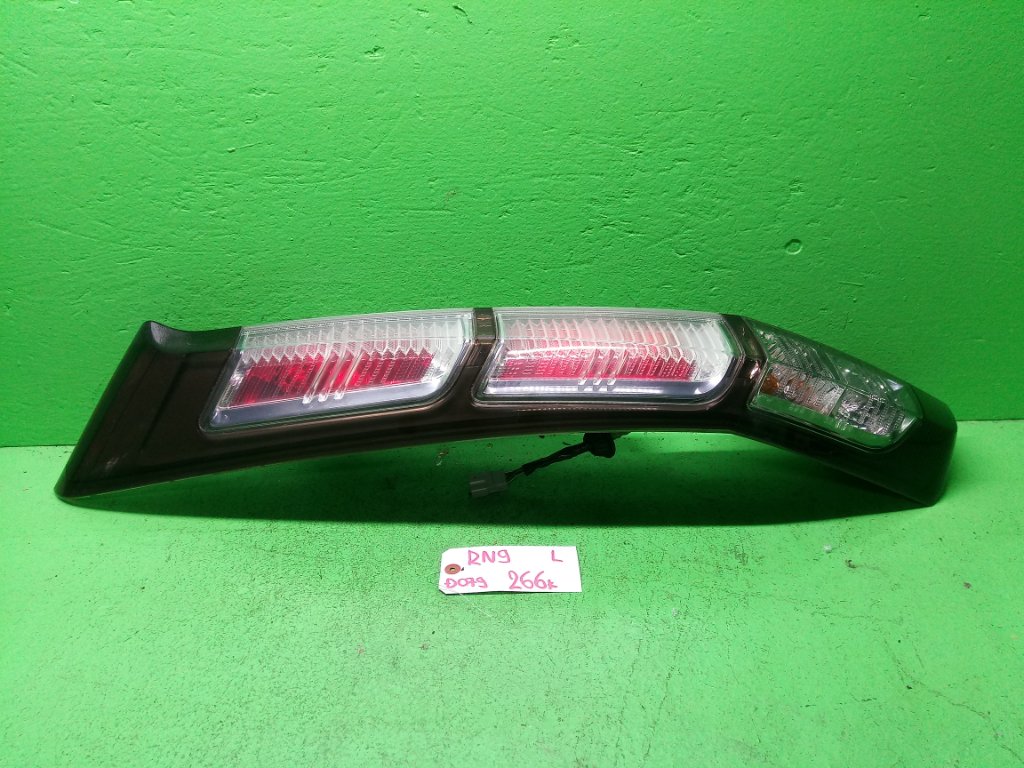 Стоп-сигнал HONDA STREAM RN9 левый (б/у)