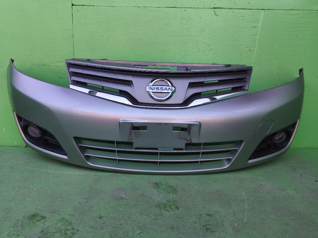 Бампер NISSAN NOTE E11 передний (б/у)