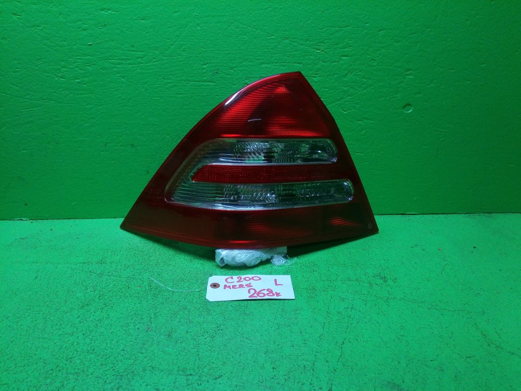 Стоп-сигнал MERCEDES C-CLASS W203 левый (б/у)