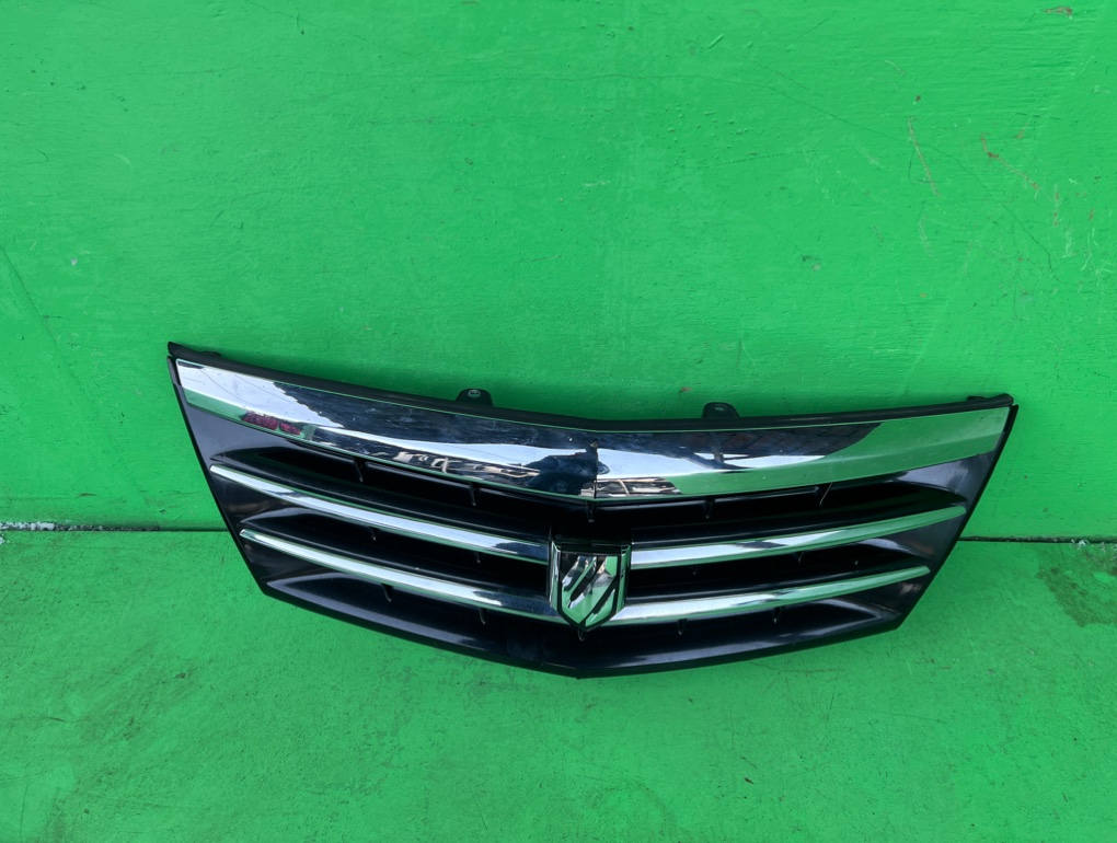 Решетка радиатора TOYOTA ALPHARD ANH10 (б/у)