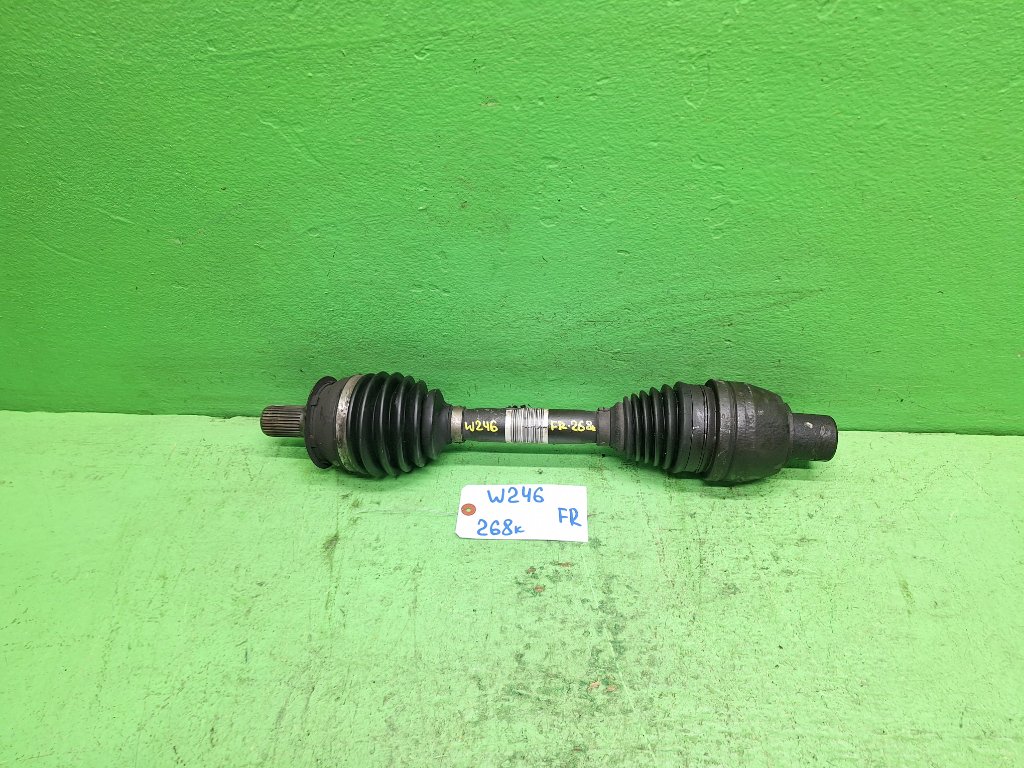 Привод MERCEDES B180 W246 передний правый (б/у)