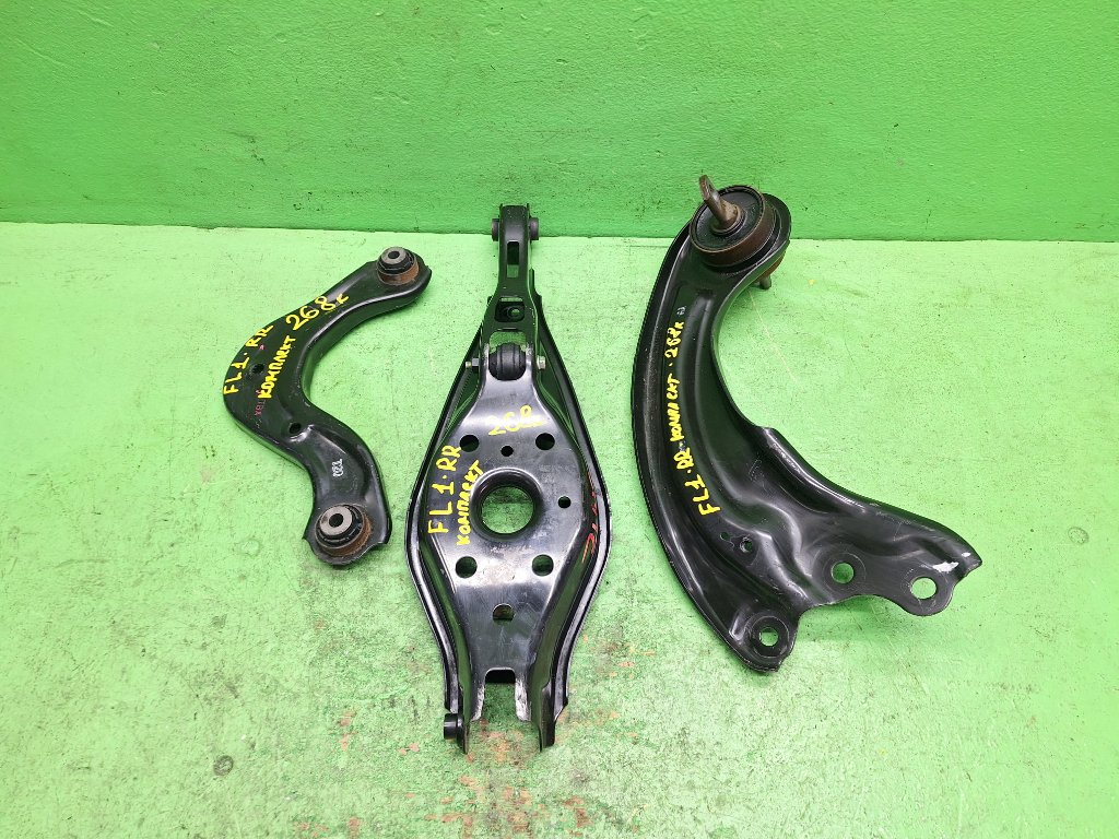 Рычаг HONDA CIVIC FL1 задний правый (б/у)