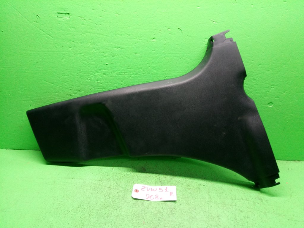 Пластик салона TOYOTA PRIUS ZVW51 правый (б/у)