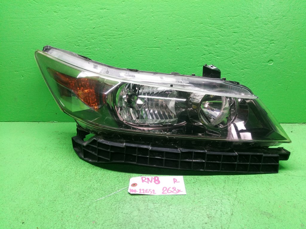 Фара HONDA STREAM RN8 правая (б/у)