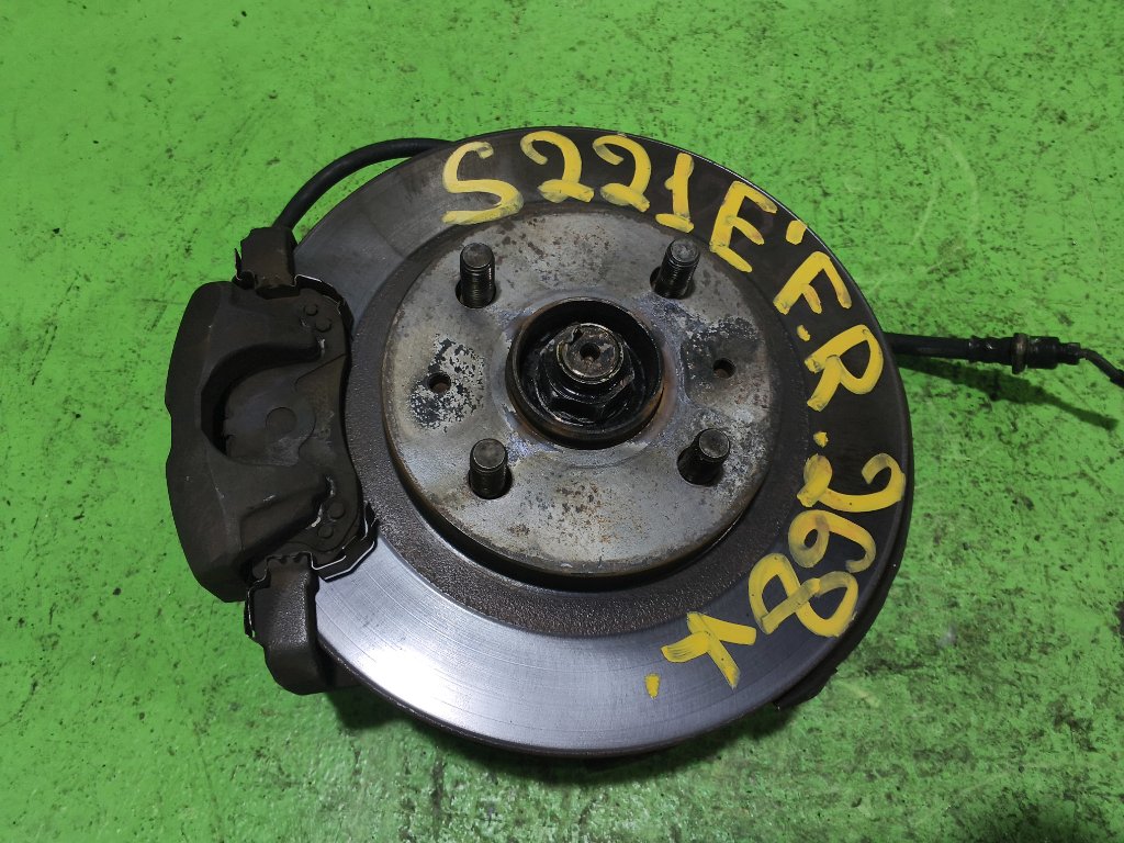 Ступица TOYOTA SPARKY S221E передняя правая (б/у)