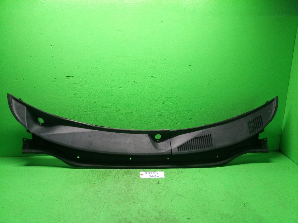 Жабо TOYOTA BB QNC25 переднее (б/у)