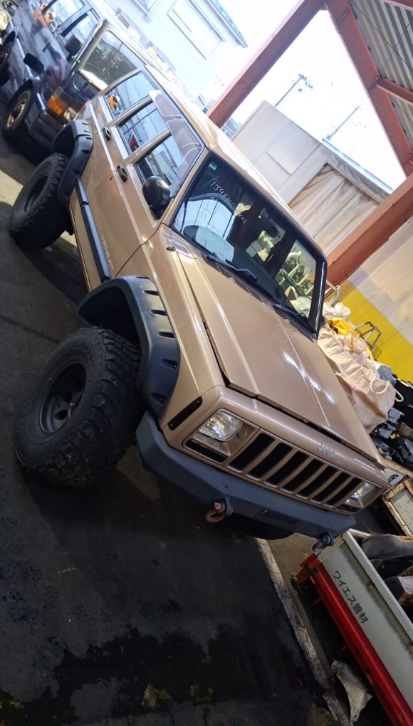 Дефендер JEEP CHEROKEE XJ (б/у)