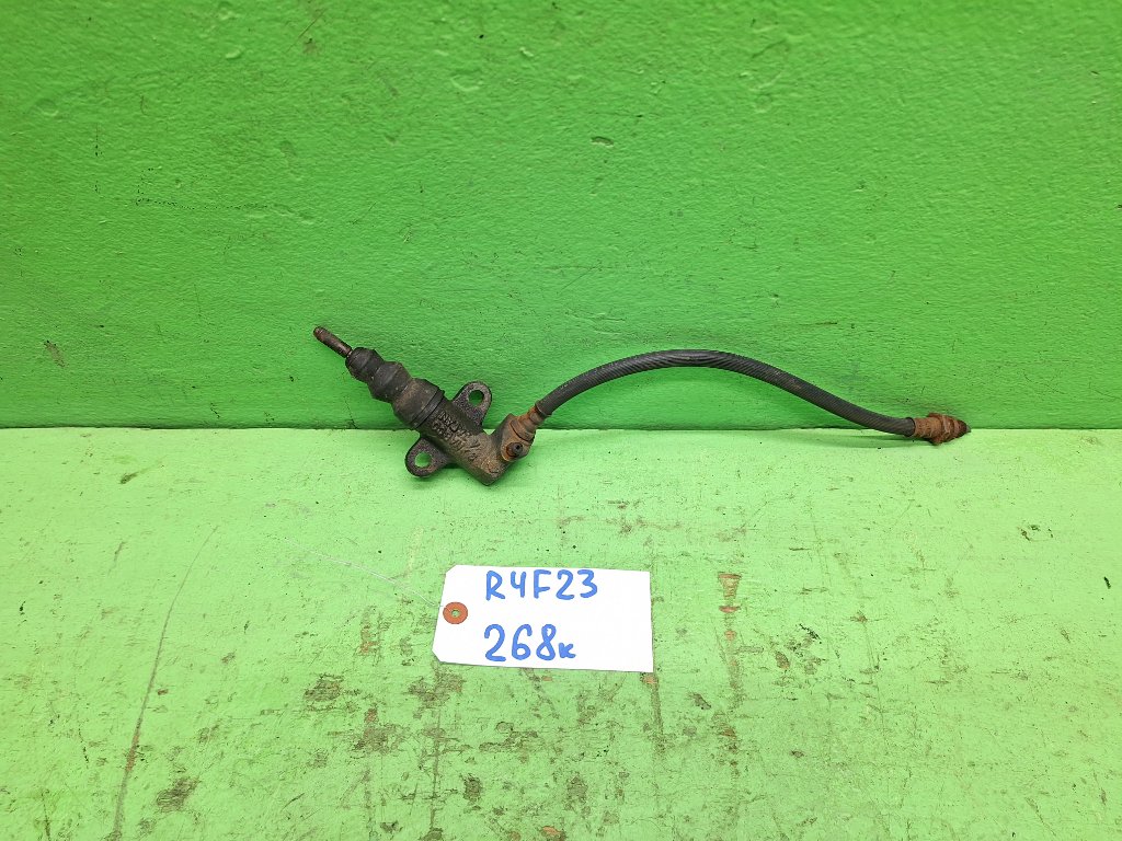 Рабочий цилиндр сцепления NISSAN ATLAS R4F23 QD32 (б/у)