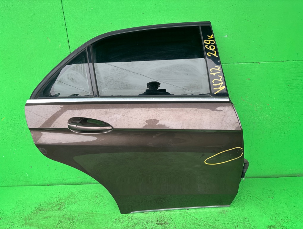 Дверь MERCEDES E-CLASS W212 задняя правая (б/у)