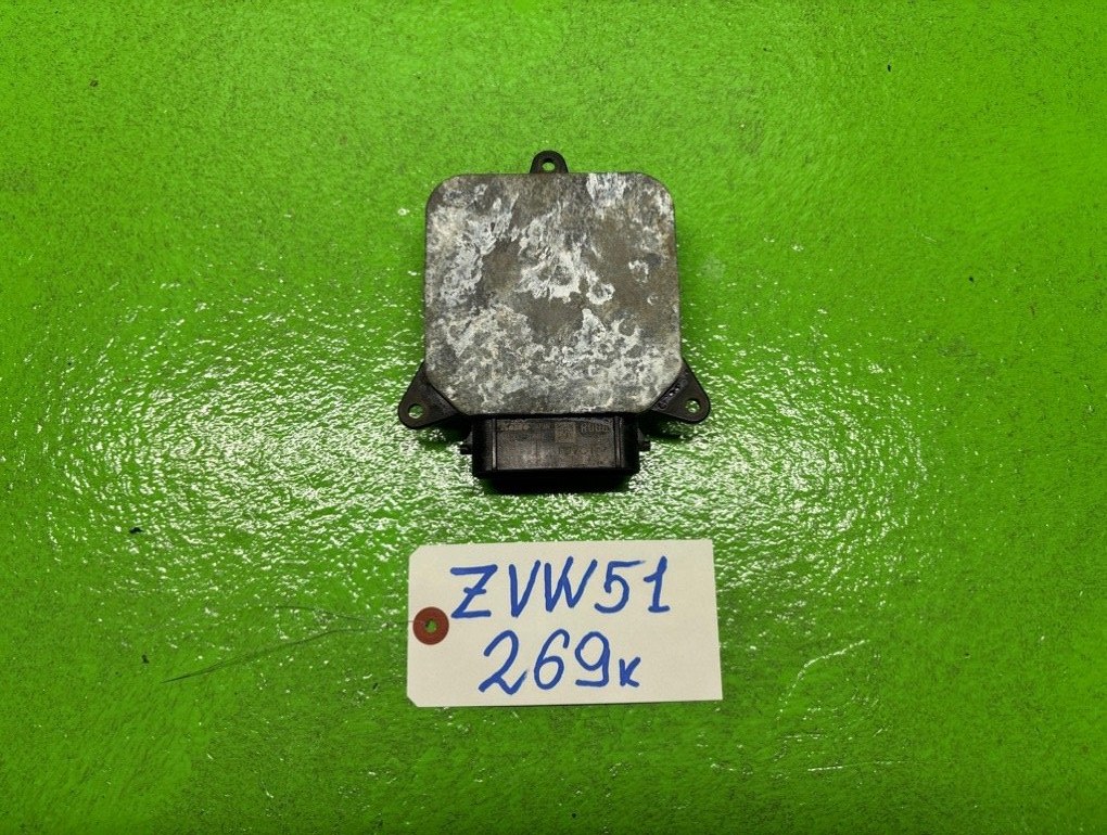 Блок ксенона TOYOTA PRIUS ZVW51 (б/у)