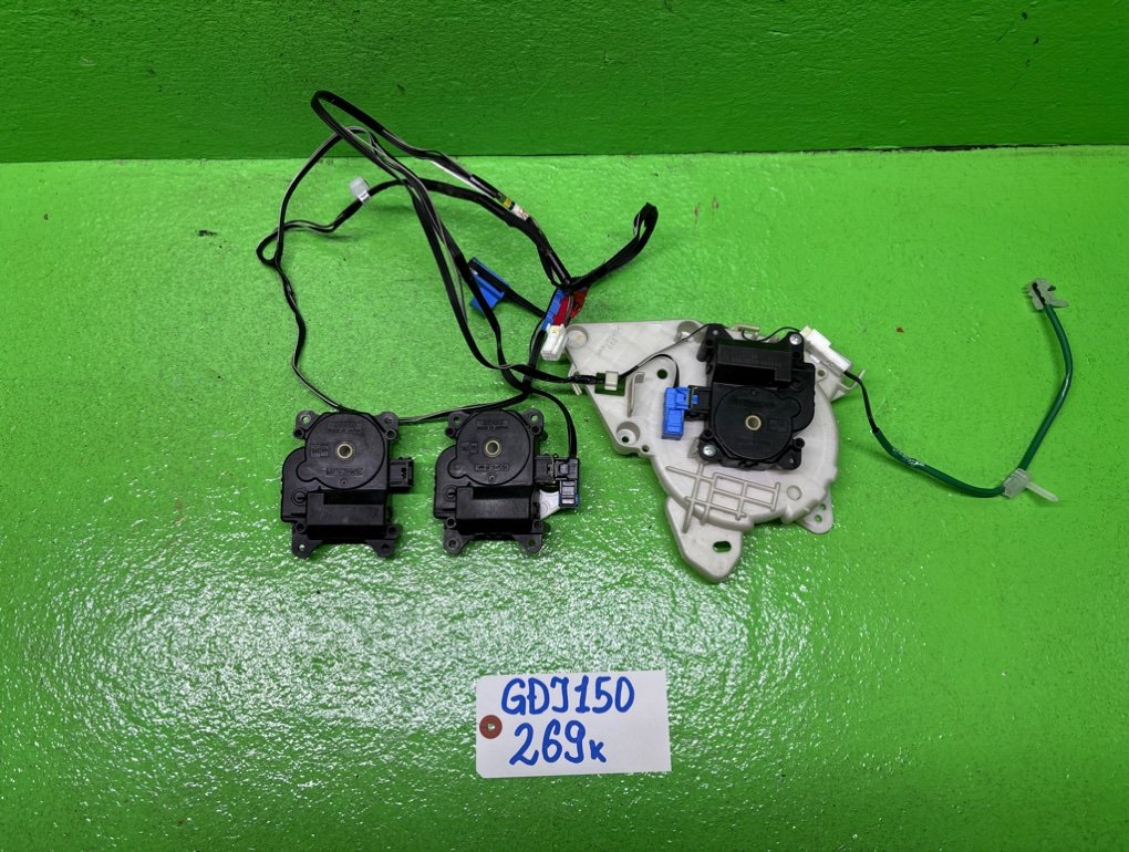 Сервопривод заслонок печки TOYOTA PRADO GDJ150 (б/у)