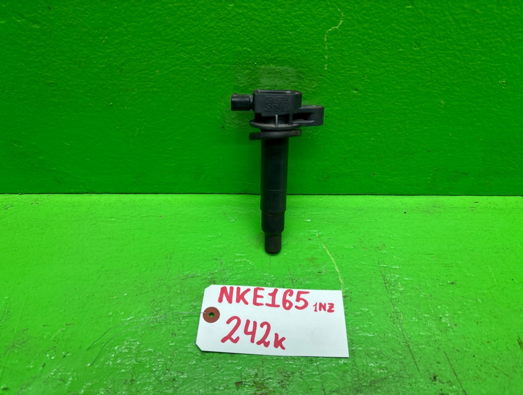 Катушка зажигания TOYOTA COROLLA AXIO NKE165 1NZ-FE (б/у)