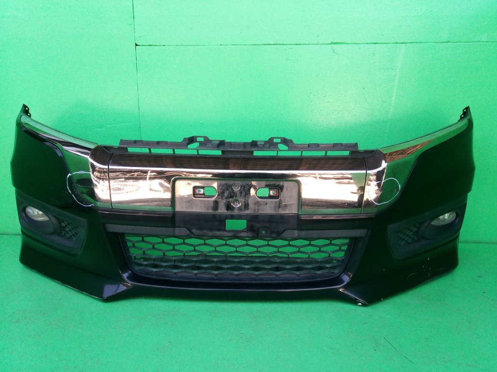 Бампер HONDA STEPWGN RK5 передний (б/у)