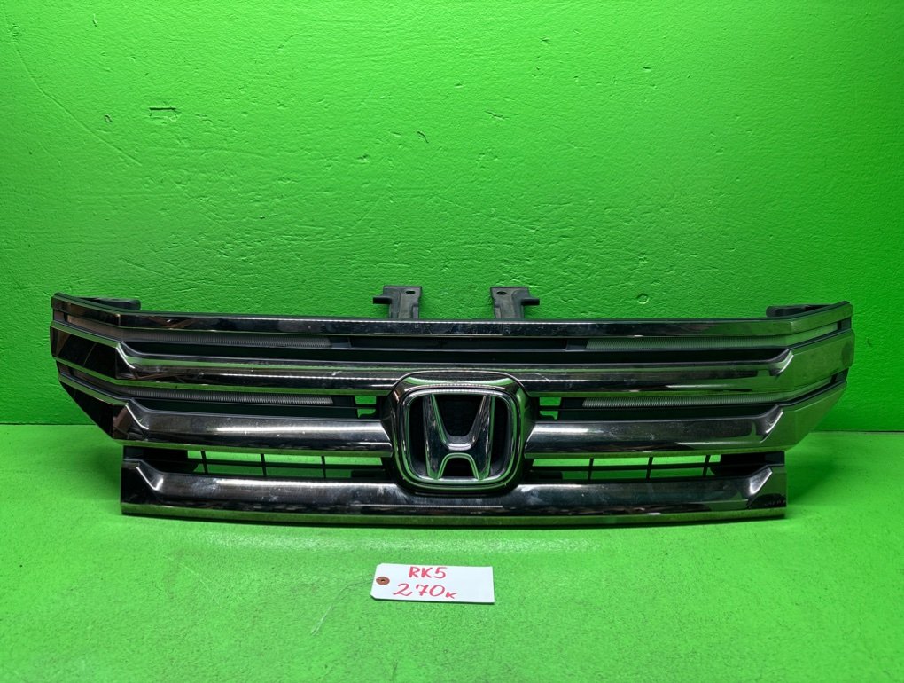 Решетка радиатора HONDA STEPWGN RK5 передняя (б/у)