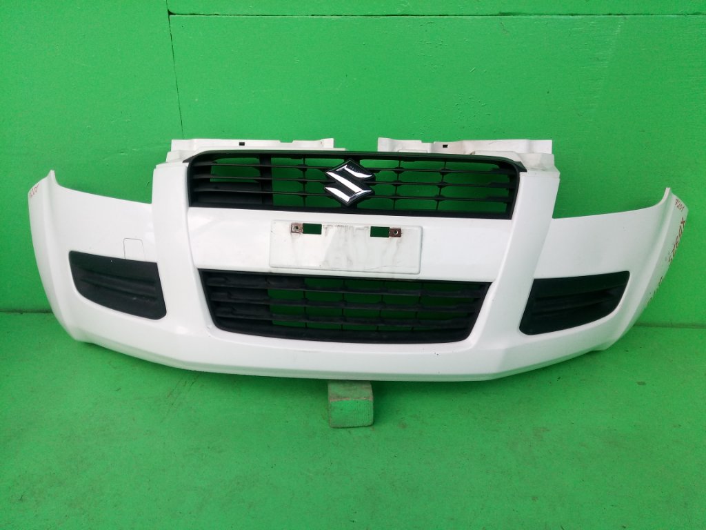 Бампер SUZUKI SPLASH XB32S передний (б/у)
