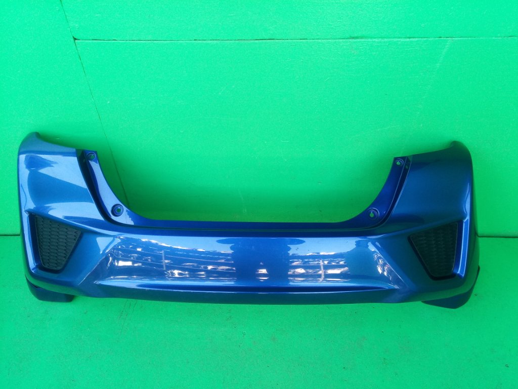 Бампер HONDA FIT GP5 задний (б/у)