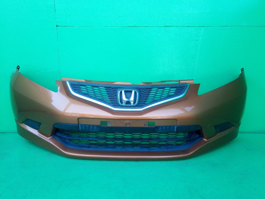 Бампер HONDA FIT GE8 передний (б/у)