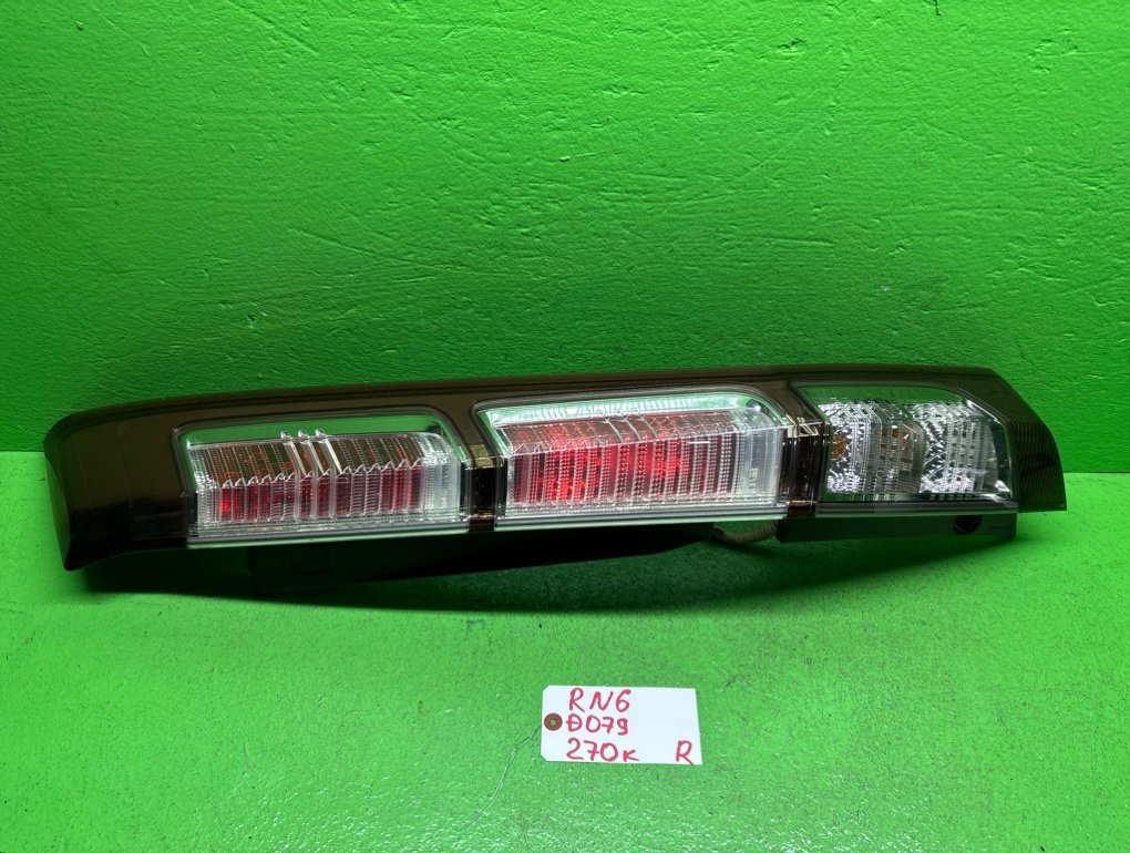 Стоп-сигнал HONDA STREAM RN6 правый (б/у)