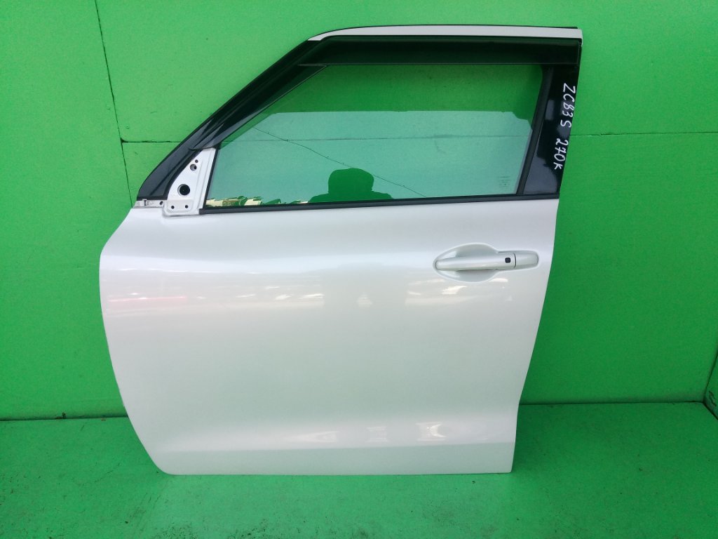 Дверь SUZUKI SWIFT ZC83S передняя левая (б/у)