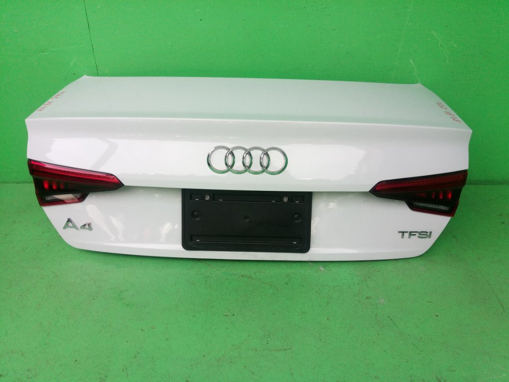 Крышка багажника AUDI A4 8W (б/у)