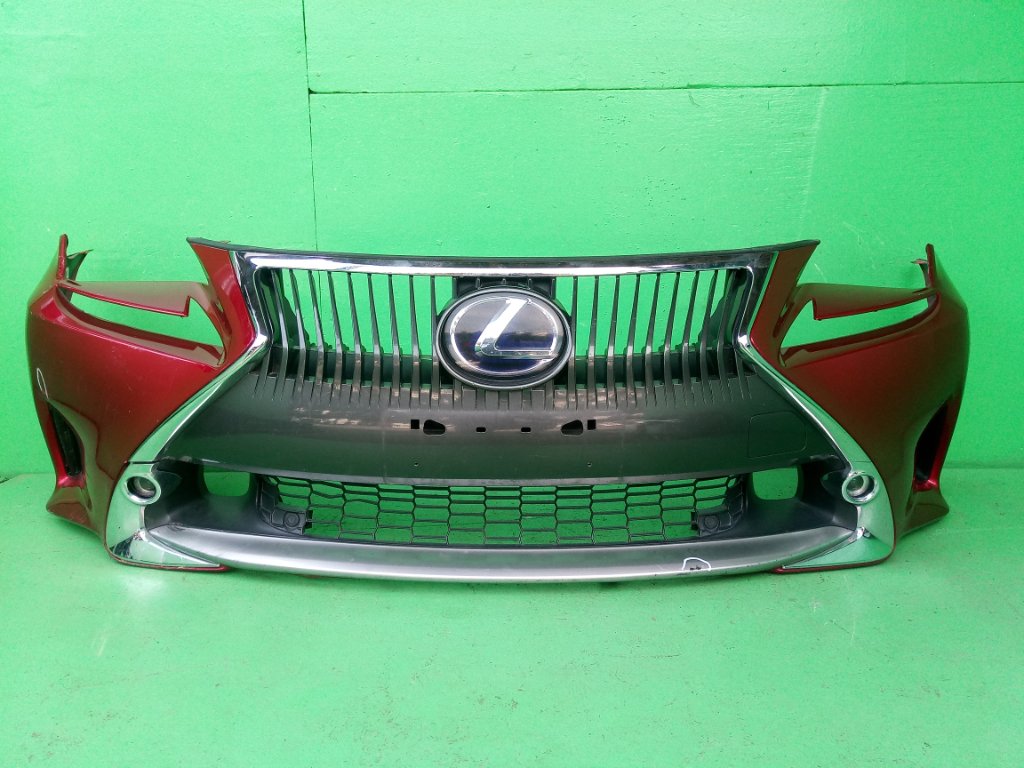 Бампер LEXUS RC300H AVC10 передний (б/у)