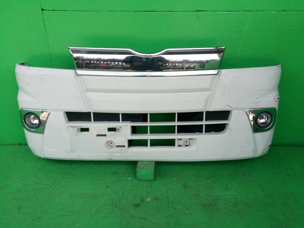 Бампер DAIHATSU HIJET S510J передний (б/у)