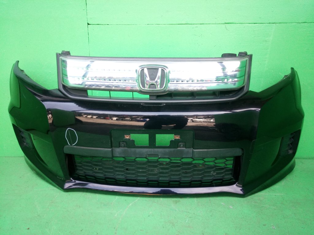 Бампер HONDA FREED SPIKE GP3 передний (б/у)