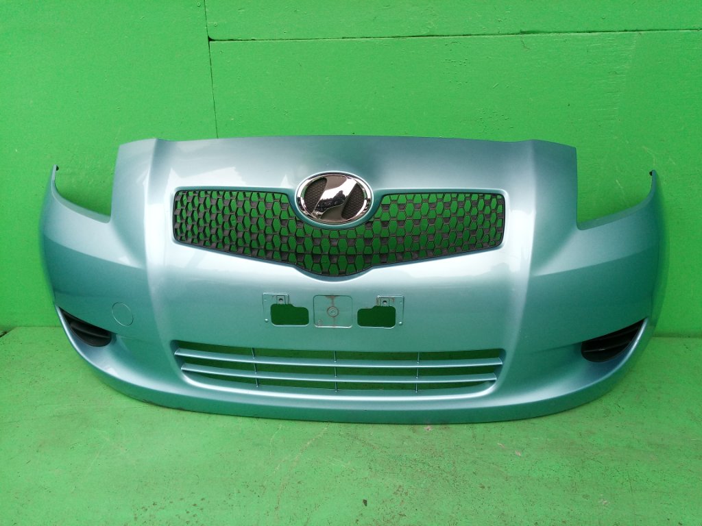 Бампер TOYOTA VITZ KSP90 передний (б/у)