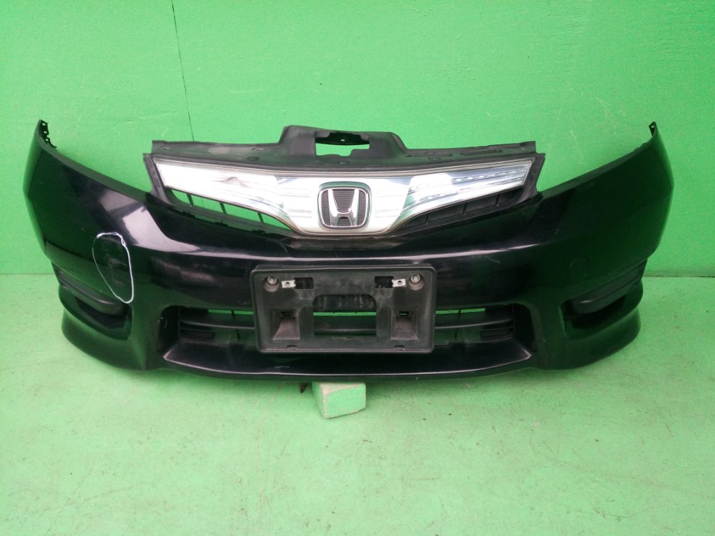 Бампер HONDA FIT SHUTTLE GP2 передний (б/у)