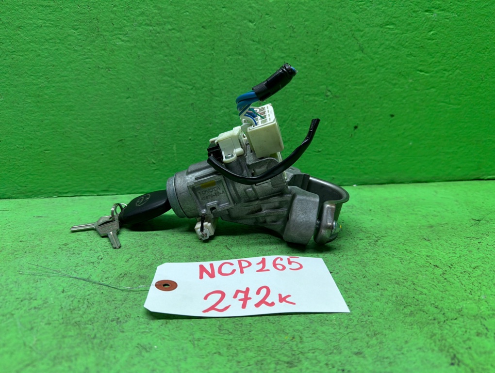 Замок зажигания TOYOTA PROBOX NCP165 (б/у)