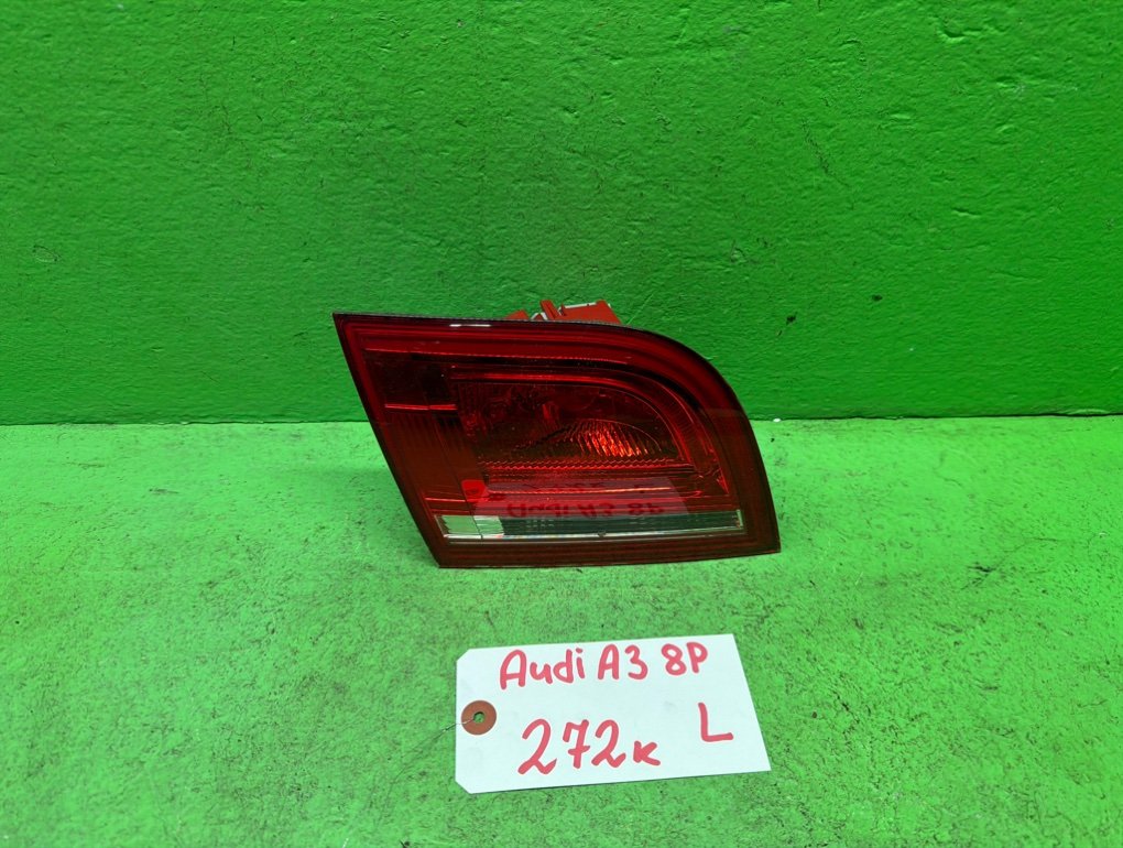 Вставка между стопов AUDI A3 8P задняя левая (б/у)