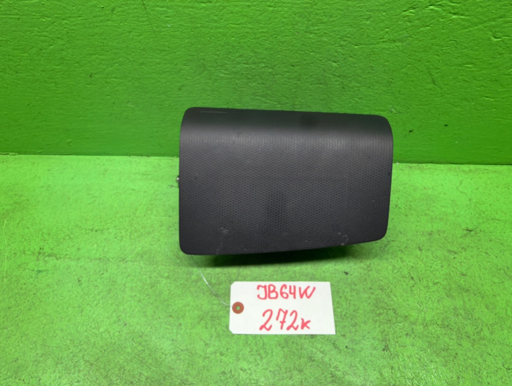Airbag пассажирский SUZUKI JIMNY JB64W передний (б/у)