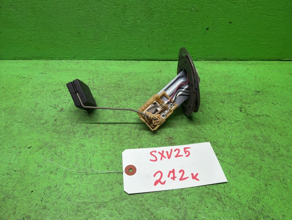 Датчик уровня топлива TOYOTA CAMRY GRACIA SXV25 (б/у)