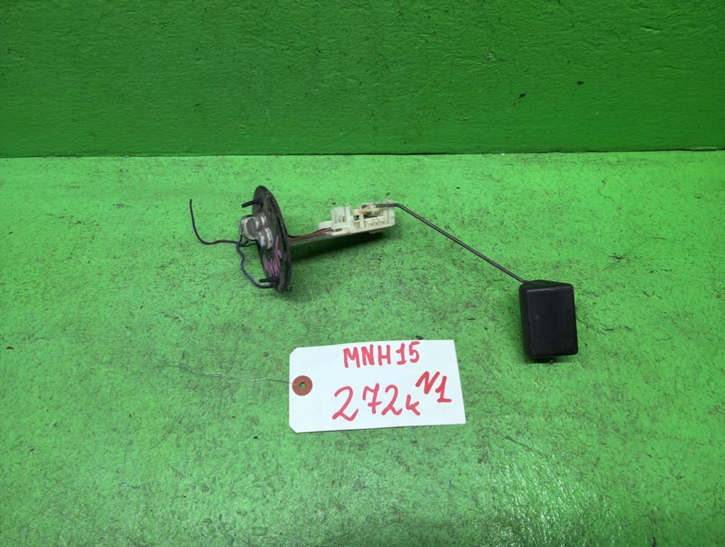 Датчик уровня топлива TOYOTA ALPHARD MNH15 (б/у) #1