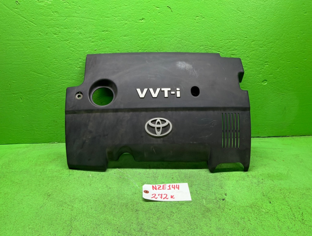 Пластиковая крышка на двс TOYOTA COROLLA FIELDER NZE144 (б/у)