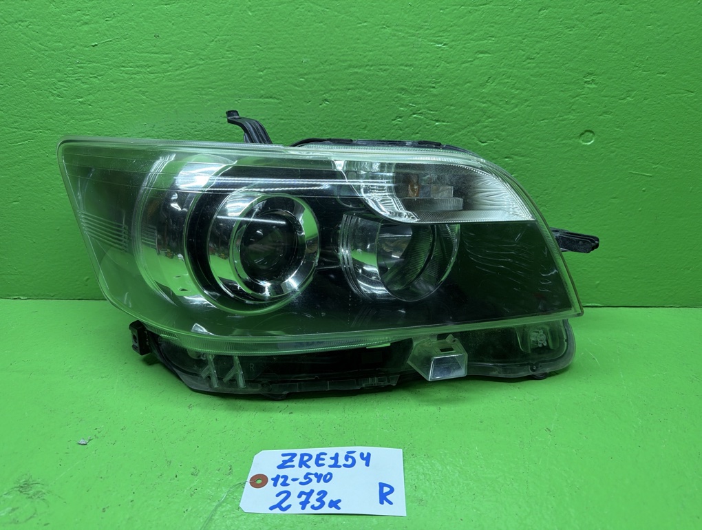 Фара TOYOTA COROLLA RUMION ZRE154 передняя правая (б/у)