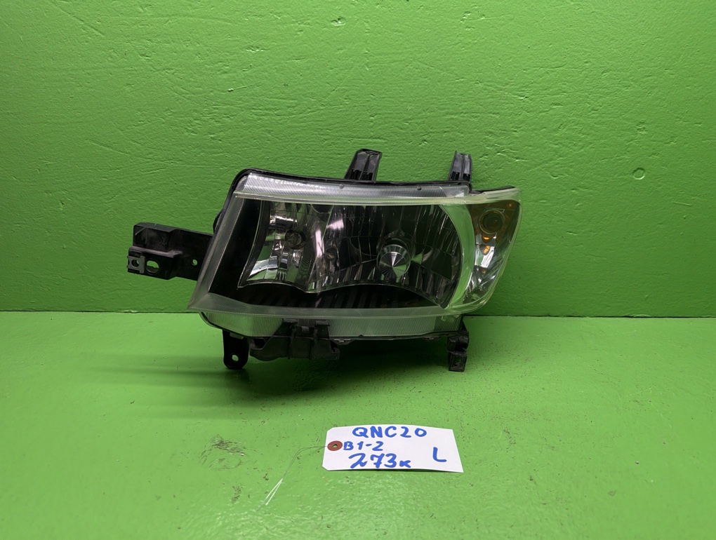 Фара TOYOTA BB QNC20 передняя левая (б/у)