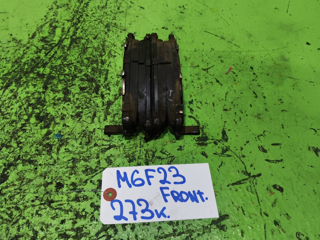 Тормозные колодки NISSAN ATLAS M6F23 переднее (б/у)