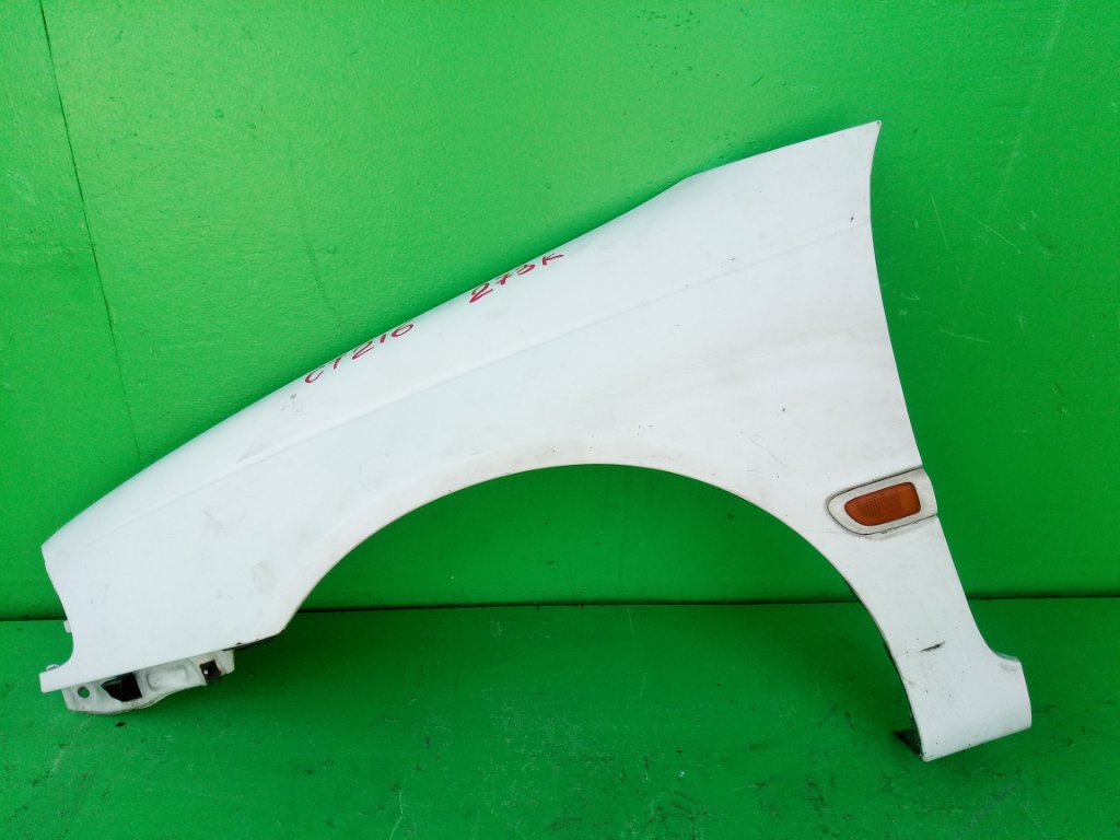 Крыло TOYOTA CALDINA CT216 переднее левое (б/у)