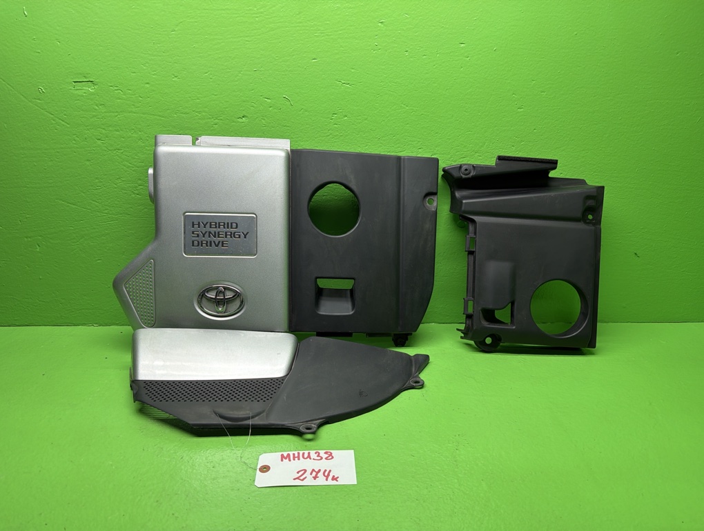 Пластиковая крышка на двс TOYOTA HARRIER MHU38 (б/у)
