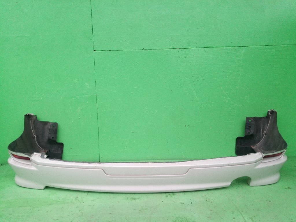 Обвес MITSUBISHI DELICA CV5W (б/у)