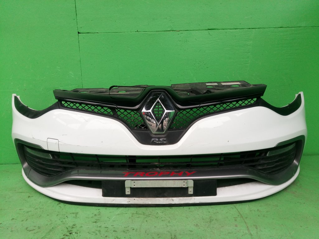 Бампер RENAULT CLIO VF1 передний (б/у)
